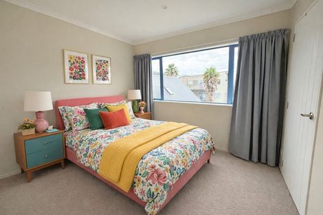 Photo of property in 4/129 The Parade, Island Bay, Wellington, 6023