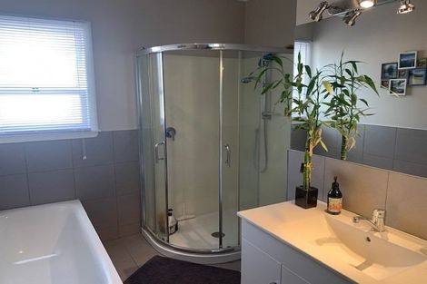 Photo of property in 171 Williams Street, Cambridge, 3434