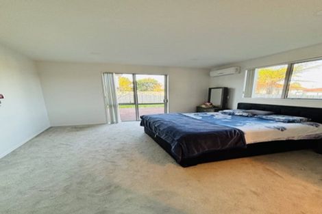 Photo of property in 61a Archibald Road, Kelston, Auckland, 0602