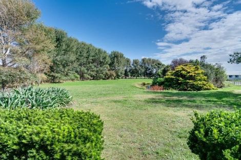 Photo of property in 50 Clifton Road, Tongaporutu, Urenui, 4378