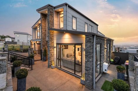 Photo of property in 13 Michael Richard Place, East Tamaki Heights, Auckland, 2016