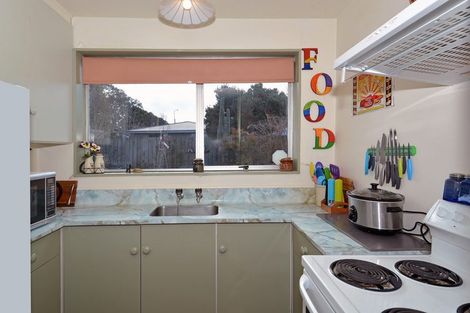 Photo of property in 2/53 Kuaka Crescent, Bromley, Christchurch, 8062