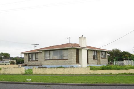 Photo of property in 85 Cracroft Street, Waitara, 4320