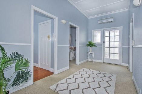 Photo of property in 11 Kent Road, Regent, Whangarei, 0112