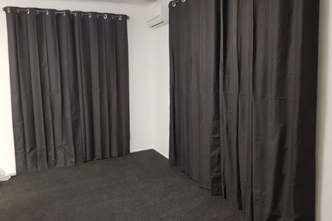 Photo of property in 5 Tangelo Place, Bucklands Beach, Auckland, 2012