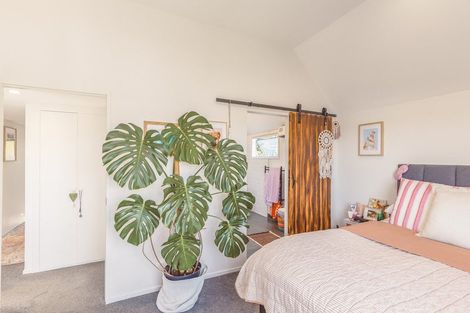 Photo of property in 1/8 Hobday Lane, Mount Pleasant, Christchurch, 8081