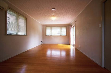 Photo of property in 12 Lucinda Place, Glen Eden, Auckland, 0602