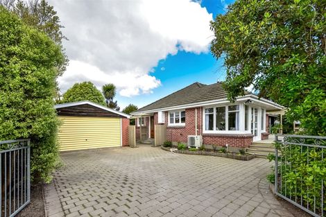Photo of property in 201 Wairakei Road, Bryndwr, Christchurch, 8053