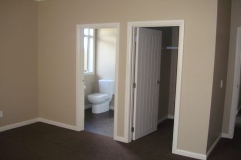 Photo of property in 1 Sandleigh Road, Hamilton Lake, Hamilton, 3204