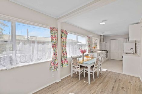 Photo of property in 48 Martin Street, Utuhina, Rotorua, 3015