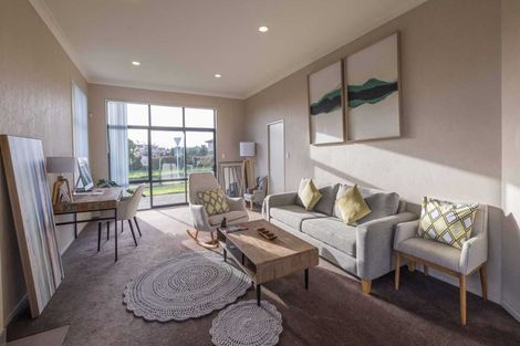 Photo of property in 53 Turnberry Drive, Wattle Downs, Auckland, 2103