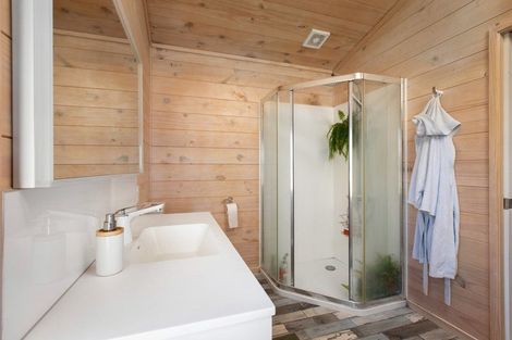 Photo of property in 28 Sandleigh Drive, Athenree, Katikati, 3177