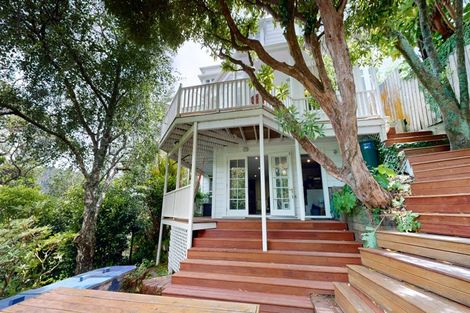 Photo of property in 31 Maarama Crescent, Aro Valley, Wellington, 6021