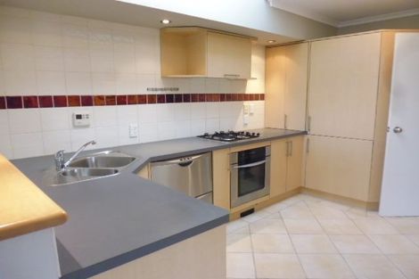 Photo of property in 32 Camellia Terrace, Maungaraki, Lower Hutt, 5010