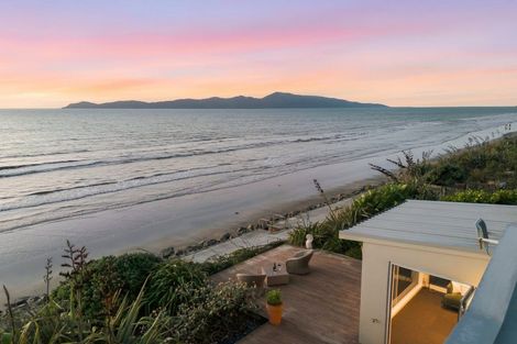 Photo of property in 60 The Esplanade, Raumati South, Paraparaumu, 5032