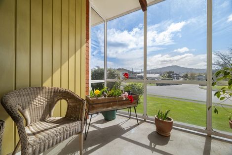 Photo of property in 10 Rameses Place, Pomare, Rotorua, 3015