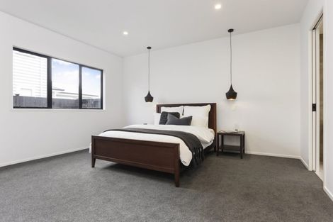 Photo of property in 2 Cilliers Drive, Silverdale, 0932