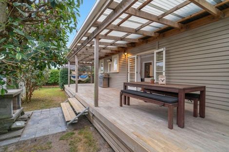 Photo of property in 2/10 Totara Road, Te Atatu Peninsula, Auckland, 0610