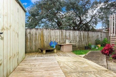 Photo of property in 164a Sunnynook Road, Sunnynook, Auckland, 0620