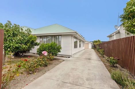 Photo of property in 9 Dennitt Street, New Brighton, Christchurch, 8083