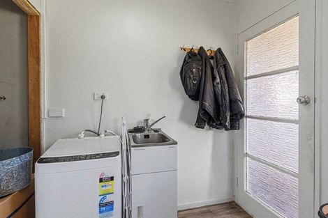 Photo of property in 9a Gonville Avenue, Gonville, Whanganui, 4501