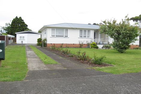 Photo of property in 5 Wallace Road, Mangere Bridge, Auckland, 2022