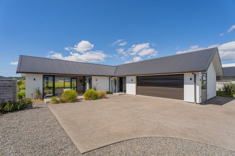 Photo of property in 20 Ngaroma Crescent, Whitianga, 3510