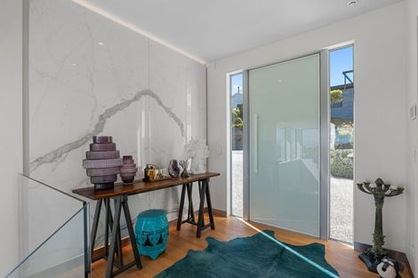 Photo of property in 6 Gazelle Lane, Redcliffs, Christchurch, 8081
