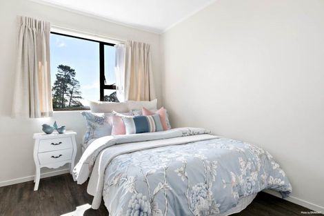 Photo of property in 2/27 Cromdale Avenue, Highland Park, Auckland, 2010