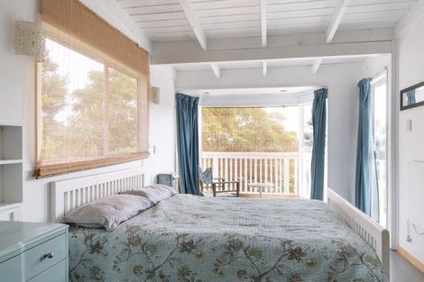 Photo of property in 43 Doves Bay Road, Kerikeri, 0294