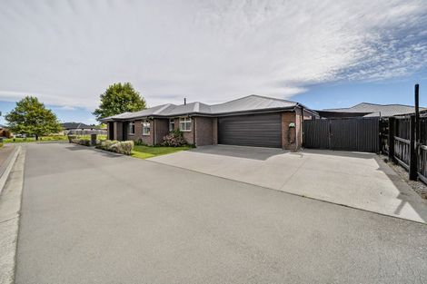 Photo of property in 7 Carradale Avenue, Broomfield, Christchurch, 8042