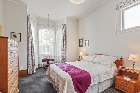 Photo of property in 17 Armour Avenue, Mount Victoria, Wellington, 6011