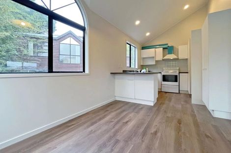 Photo of property in 1/41 Howard Road, Northcote, Auckland, 0627