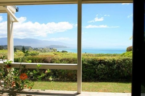 Photo of property in 25 Bay Vista Drive, Pohara, Takaka, 7183