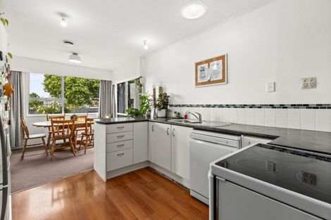 Photo of property in 56 Wynyard Crescent, Tamatea, Napier, 4112