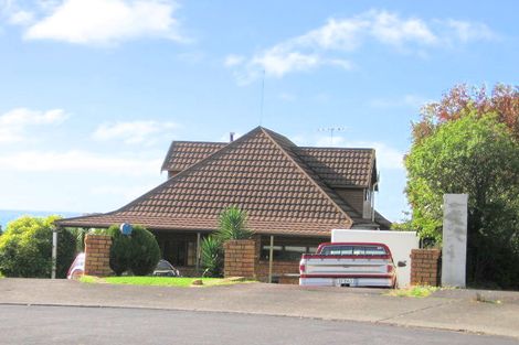 Photo of property in 11 Higham Ferrers Place, Red Beach, 0932