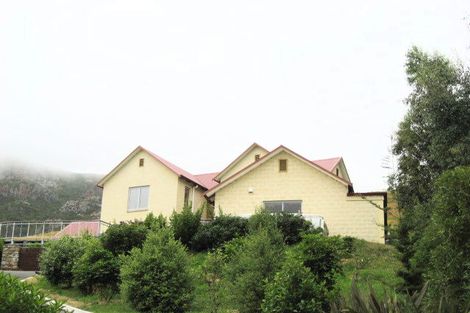 Photo of property in 15a College Road, Lyttelton, 8082