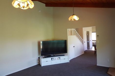 Photo of property in 2/3 Fernwood Grove, Bayview, Auckland, 0629