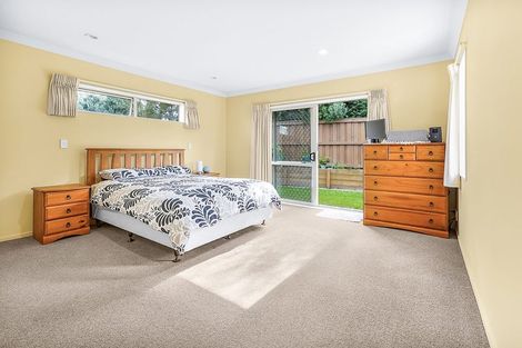Photo of property in 8 Ashgrove Court, Hamilton East, Hamilton, 3216