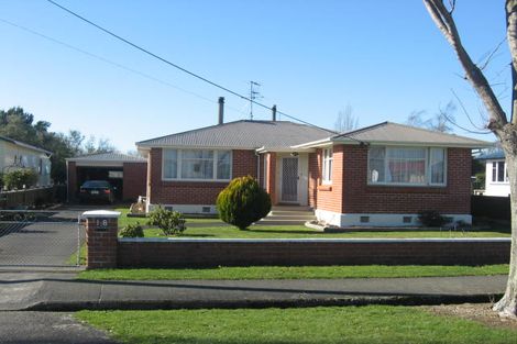 Photo of property in 18 Costley Street, Carterton, 5713