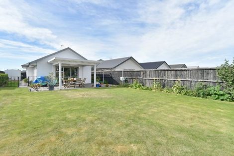 Photo of property in 32 Helmore Street, Rangiora, 7400