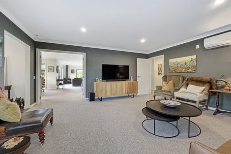 Photo of property in 123 Lisland Drive, Kinloch, Taupo, 3377