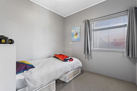 Photo of property in 129 Bridge Street, Eltham, 4322