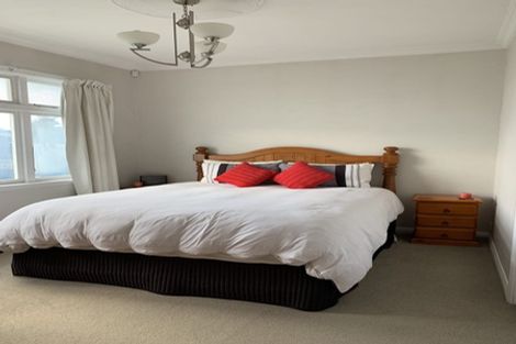 Photo of property in 6 Wood Street, Takaro, Palmerston North, 4410