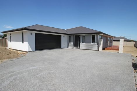 Photo of property in 6 Roblyn Place, Mosgiel, 9024