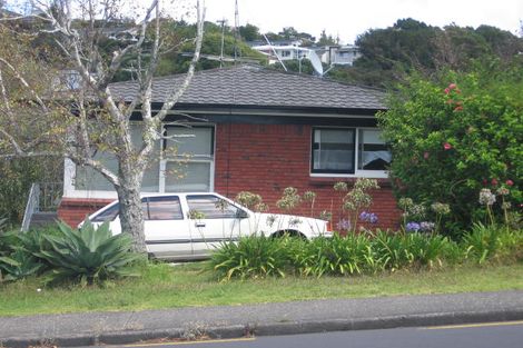 Photo of property in 2/51 Bentley Avenue, Glenfield, Auckland, 0629