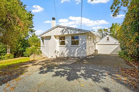 Photo of property in 16 Grand View Road, Leigh, 0985