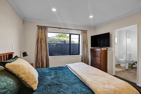 Photo of property in 90a Victoria Street, Hawera, 4610