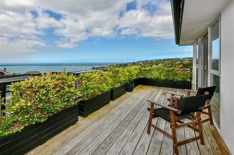 Photo of property in 82 Mount Pleasant Road, Mount Pleasant, Christchurch, 8081