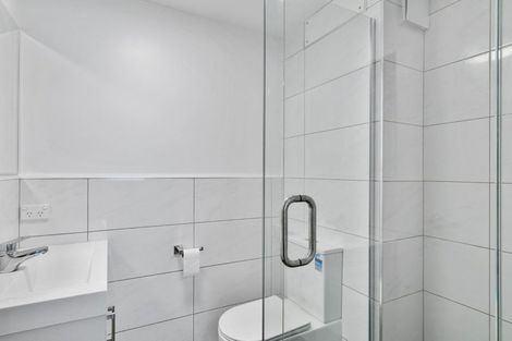 Photo of property in 1m/4045 Great North Road, Glen Eden, Auckland, 0602